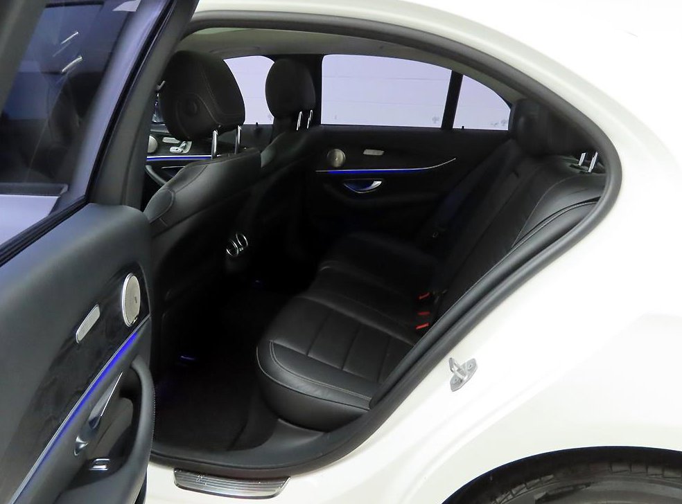 벤츠 E 클래스 E300 4MATIC 아방가르드 사진 14