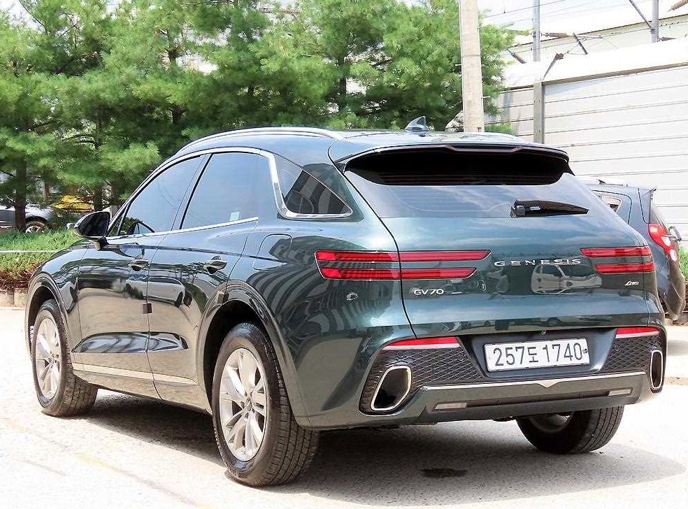 제네시스 GV70 2.5T 가솔린 AWD 사진 3