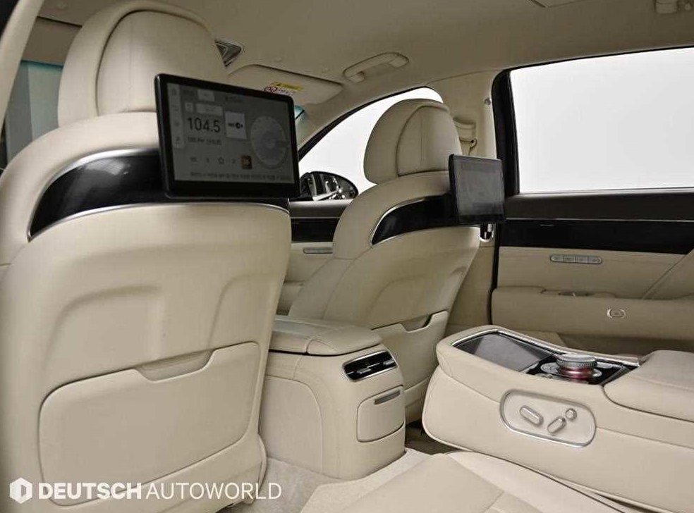 제네시스 G90 3.5T GDI AWD 사진 18