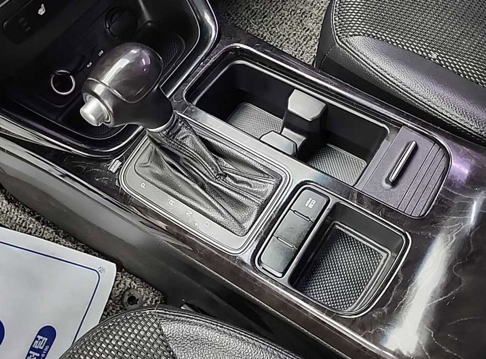 기아 쏘렌토 2WD 2.0 LX 사진 8