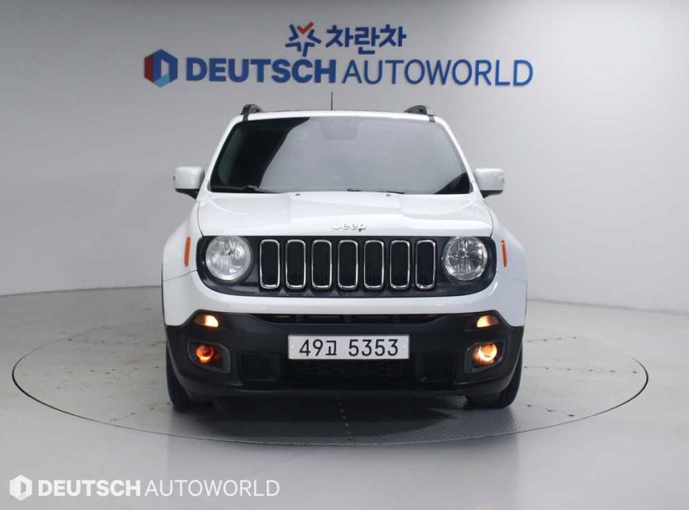 지프 레니게이드 2.4 론지튜드 사진 3