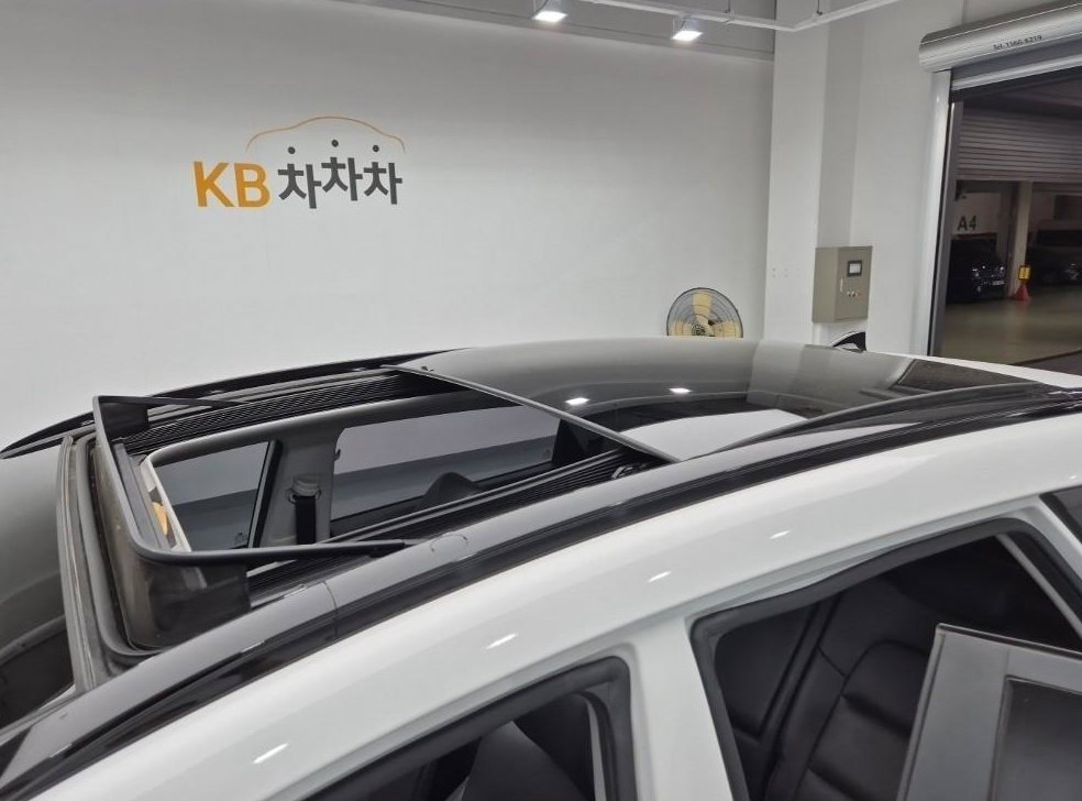 현대 투싼 디젤 1.7 2WD 사진 13