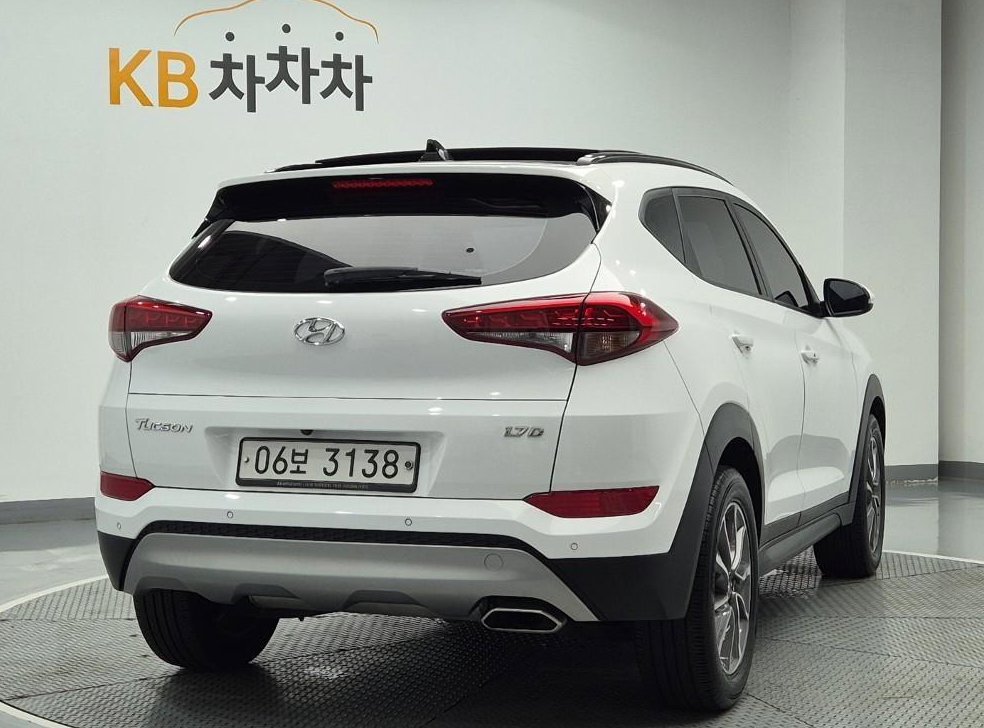 현대 투싼 디젤 1.7 2WD 사진 3