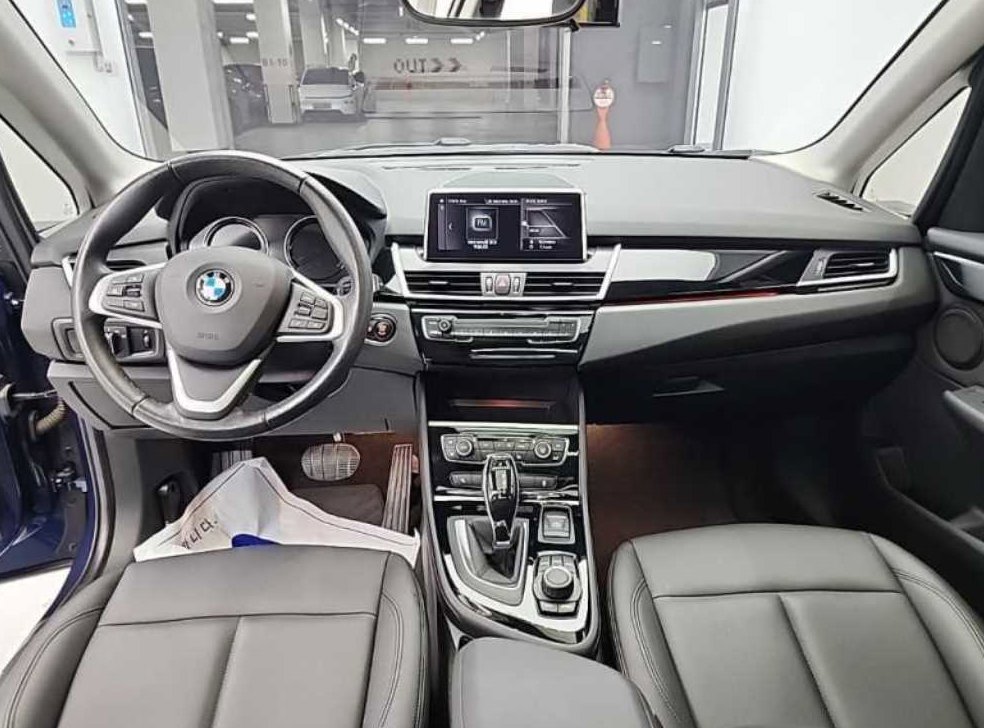 BMW 2시리즈 어드밴티지 사진 7