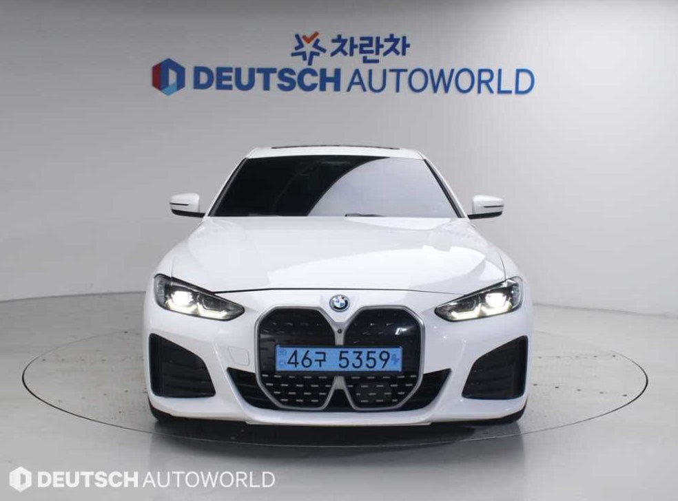 BMW i4 eDrive 40 사진 3