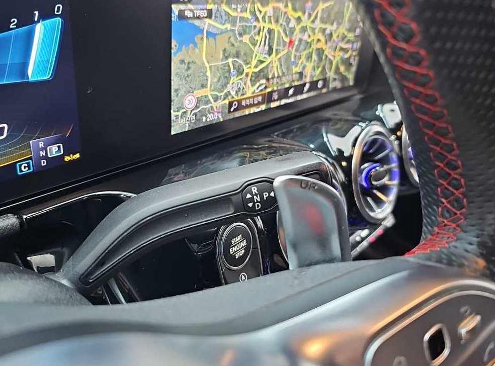 벤츠 GLA 클래스 GLA45 AMG 4MATIC + 사진 8