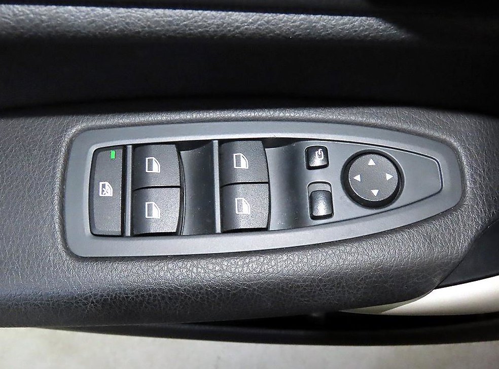 BMW 1시리즈 118d 조이 사진 13