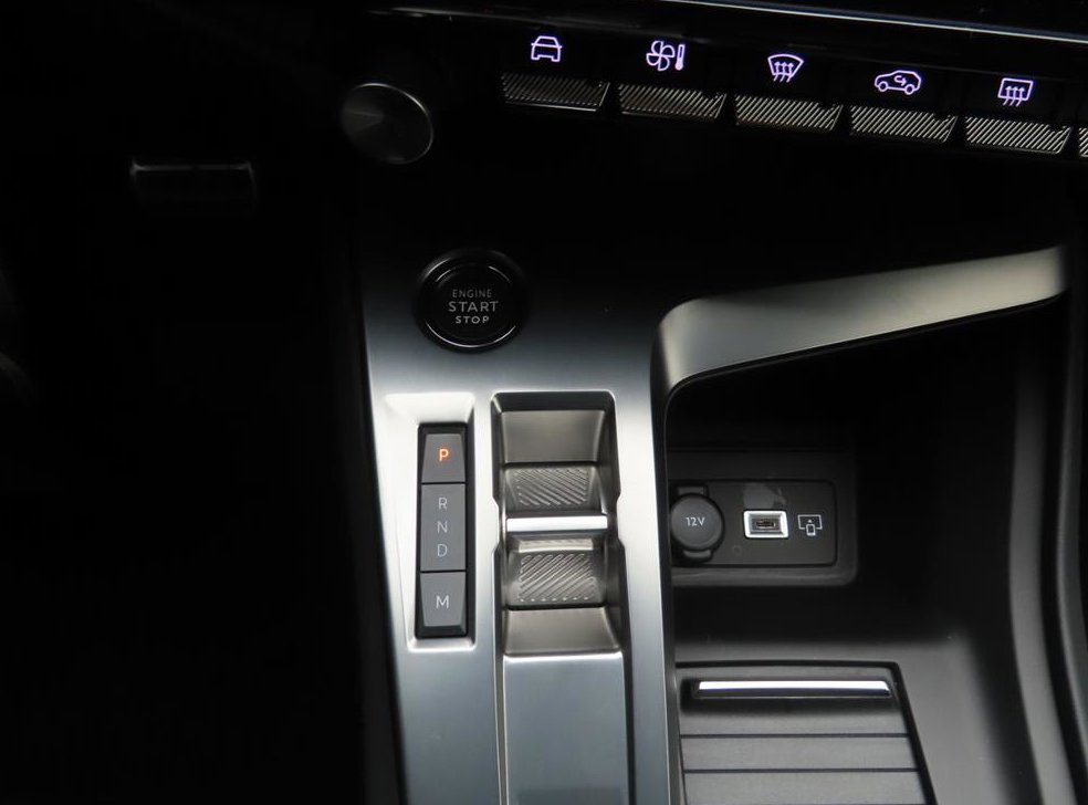 푸조 408 1.2 Pure Tech GT 사진 14