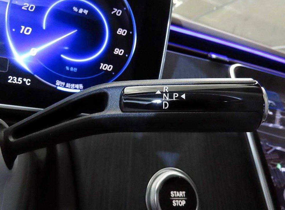 벤츠 EQE EQE500 4MATIC 사진 12