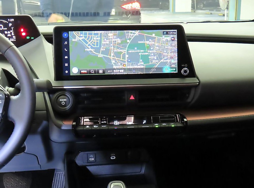 토요타 프리우스 2.0 PHEV SE 사진 10
