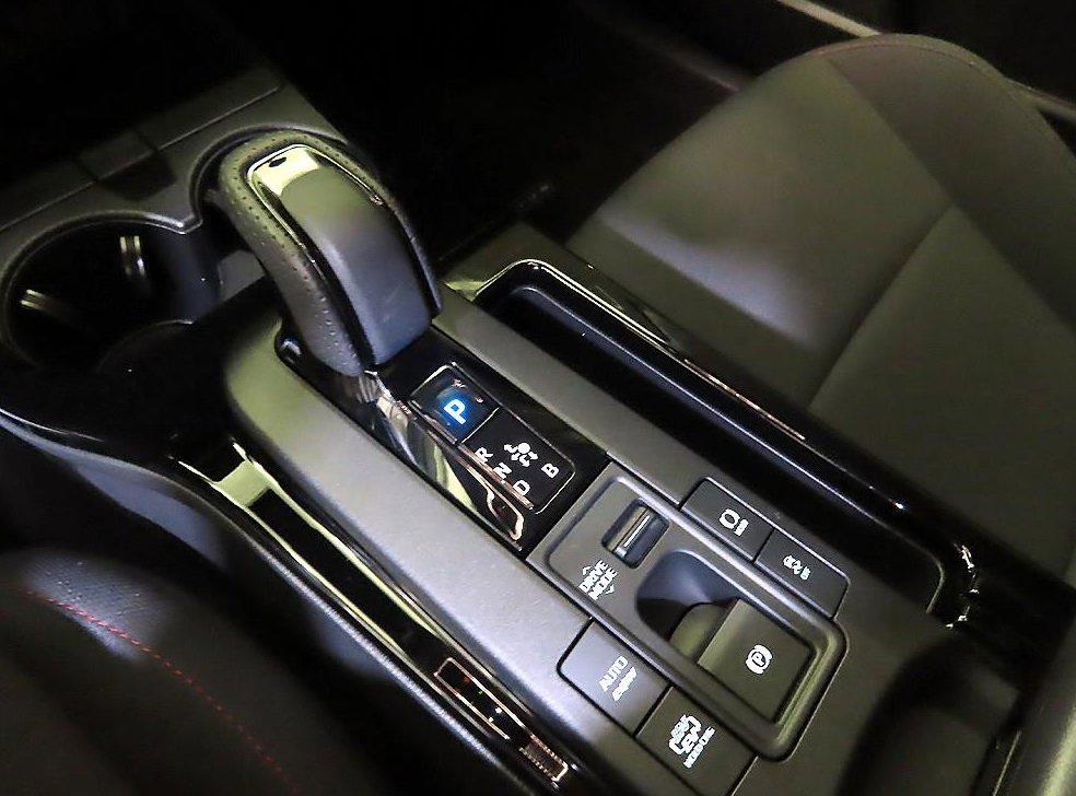 토요타 프리우스 2.0 PHEV SE 사진 11