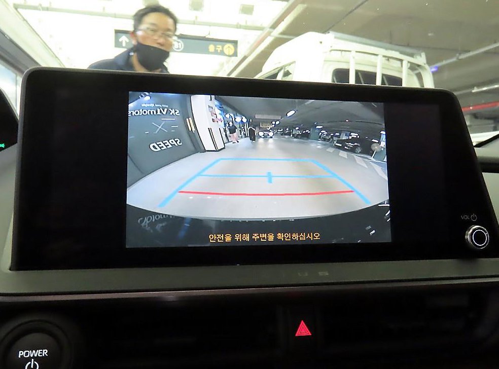 토요타 프리우스 2.0 PHEV SE 사진 13