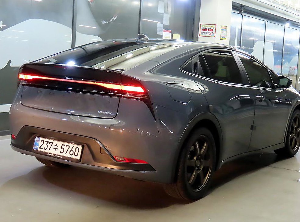 토요타 프리우스 2.0 PHEV SE 사진 4