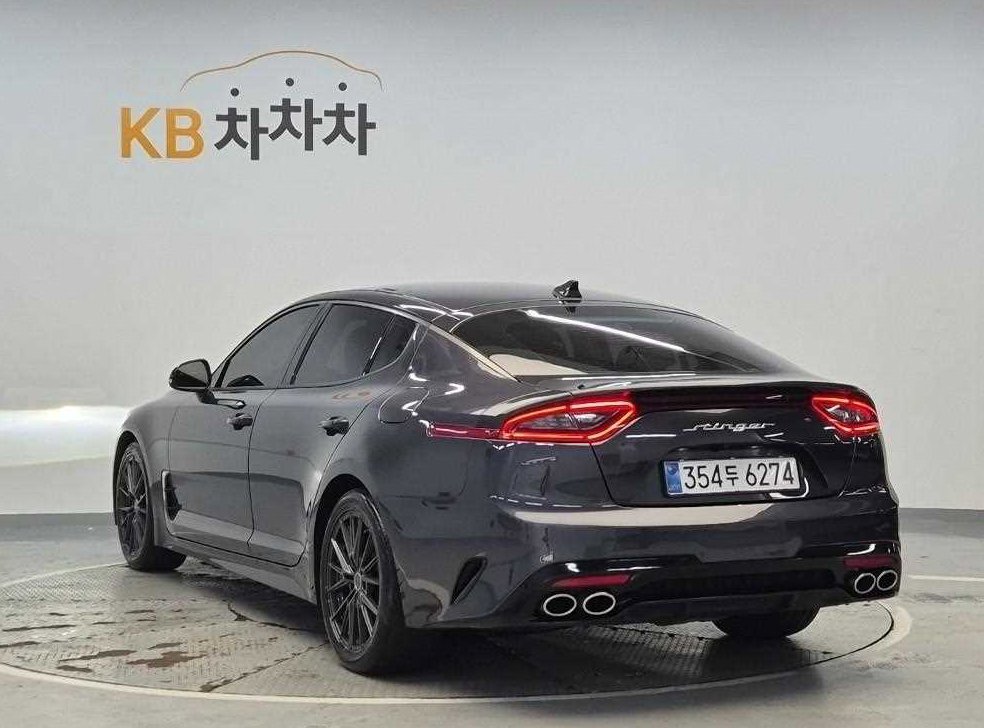 기아 스팅어 가솔린 2.0 터보 2WD 사진 2