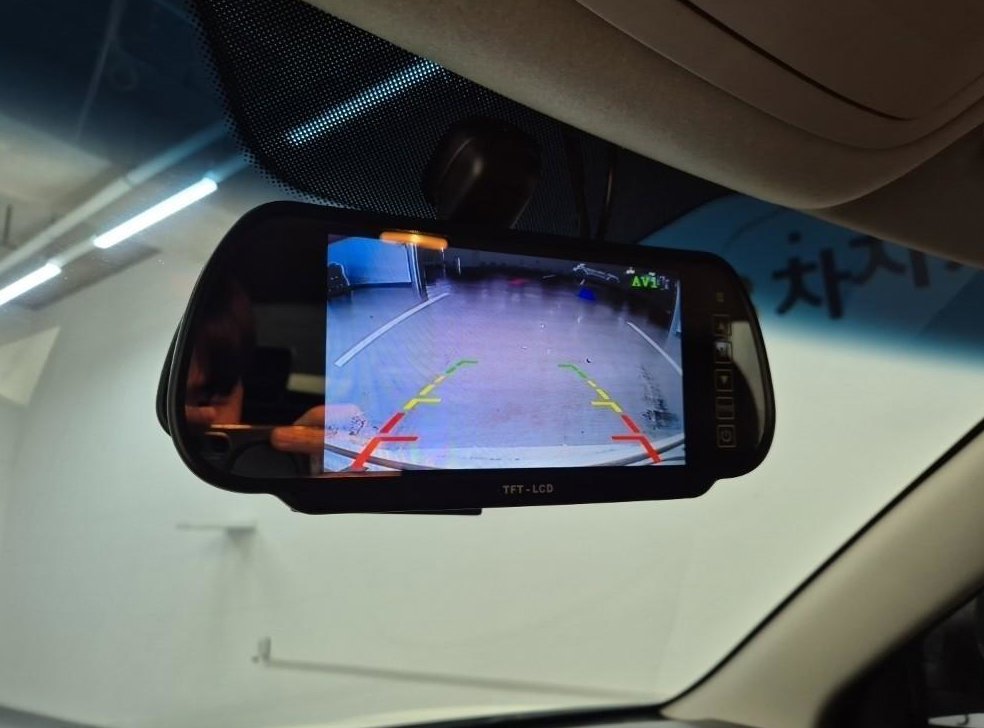 KG모빌리티(쌍용)  티볼리 디젤 2WD 1.6 VX 사진 13