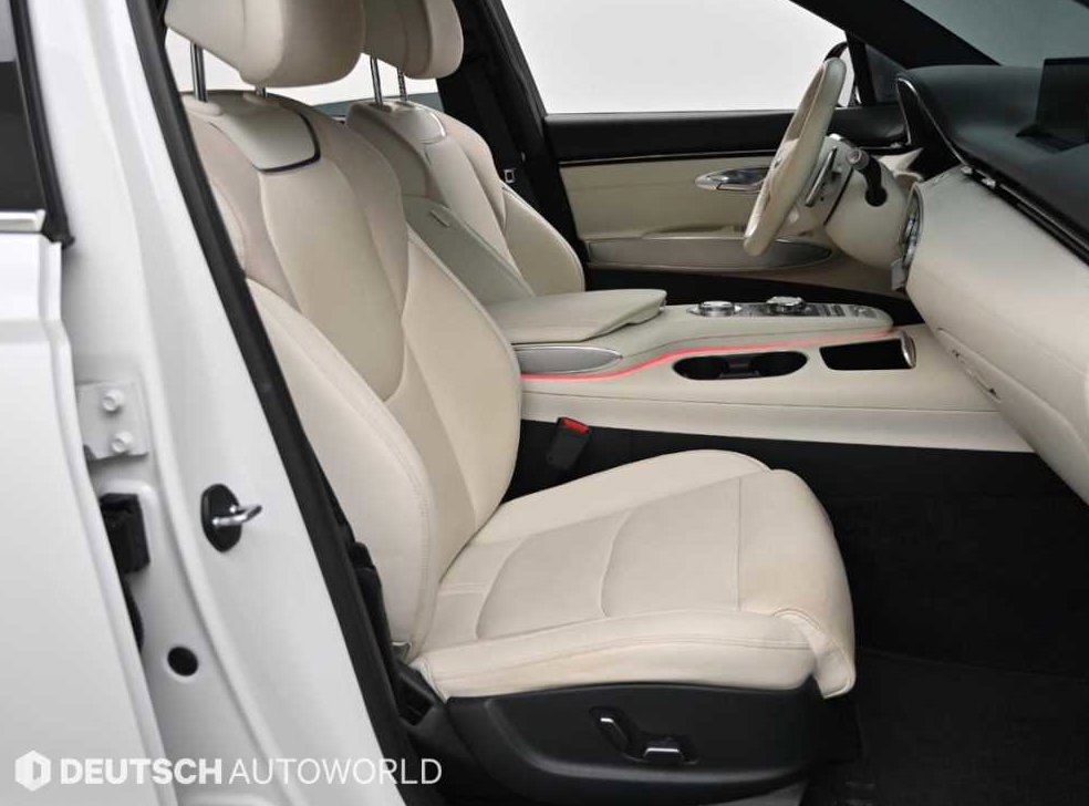 제네시스 GV70 e-AWD 사진 11