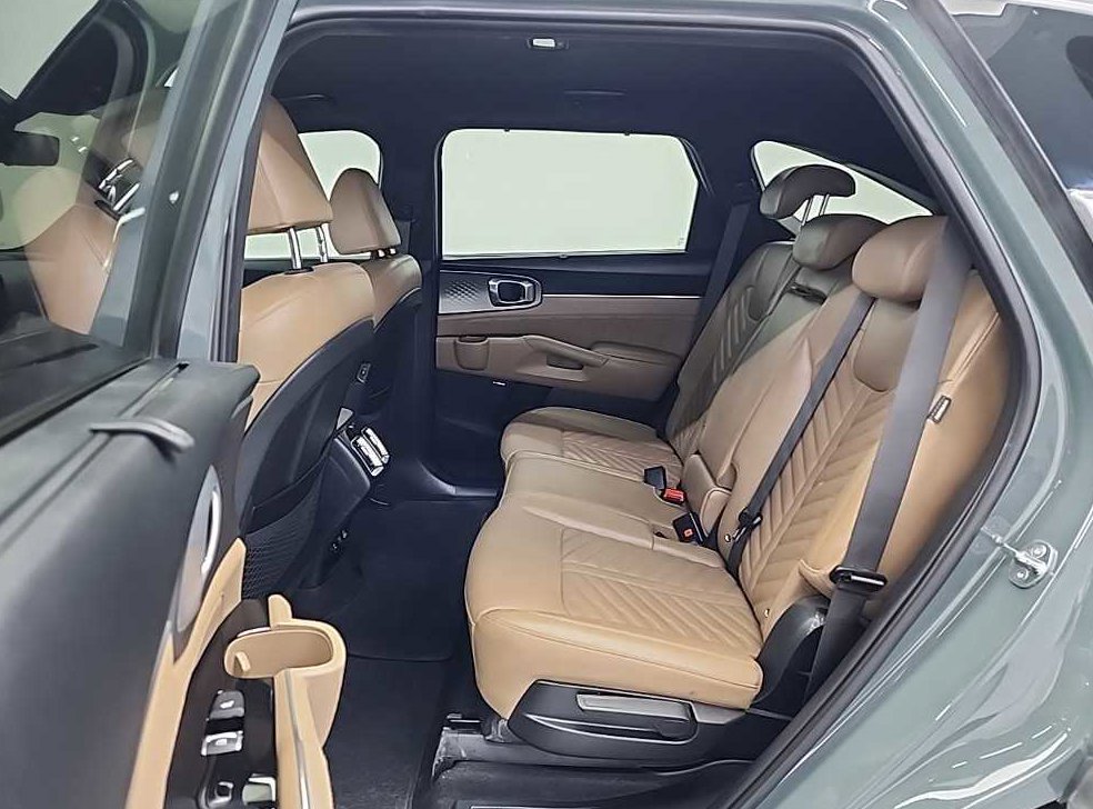 기아 쏘렌토 1.6T 2WD 시그니처 사진 12