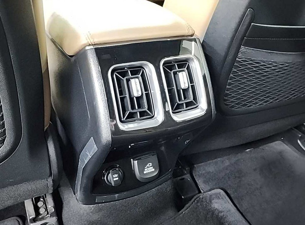 기아 쏘렌토 1.6T 2WD 시그니처 사진 14