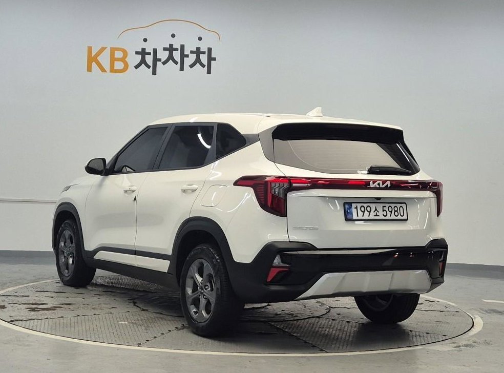 기아 셀토스 가솔린 1.6 터보 2WD 사진 2