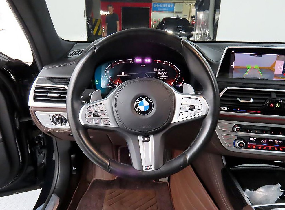 BMW 7시리즈 740Li xDrive M SPORT 스포츠 사진 9