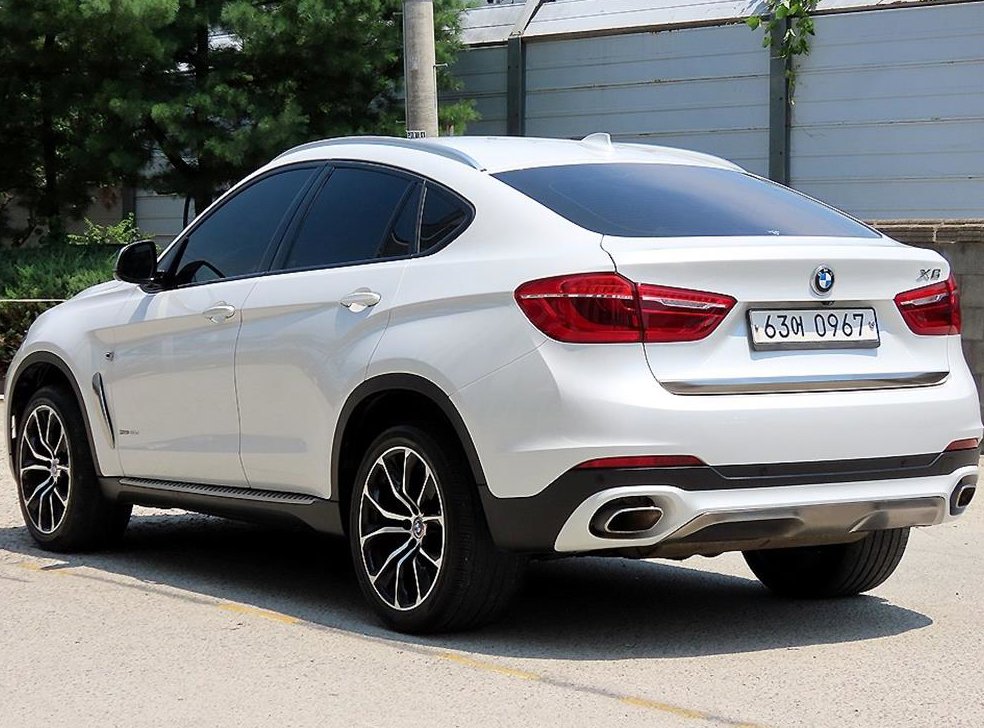 BMW X6 xDrive 40d 사진 3