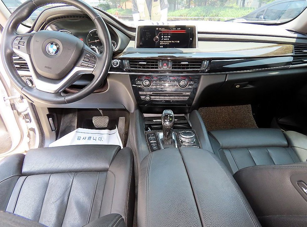 BMW X6 xDrive 40d 사진 7