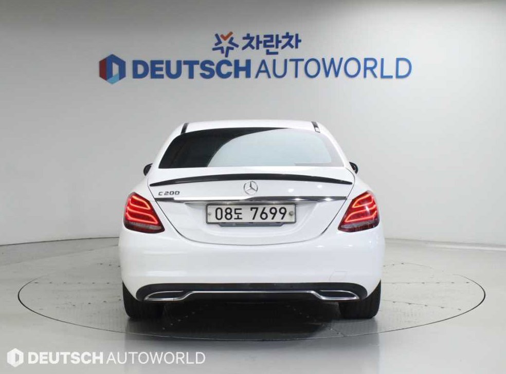 벤츠 C 클래스 C200 아방가르드 사진 4
