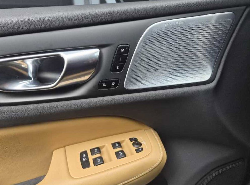 볼보 S60 B5 얼티메이트 브라이트 사진 14