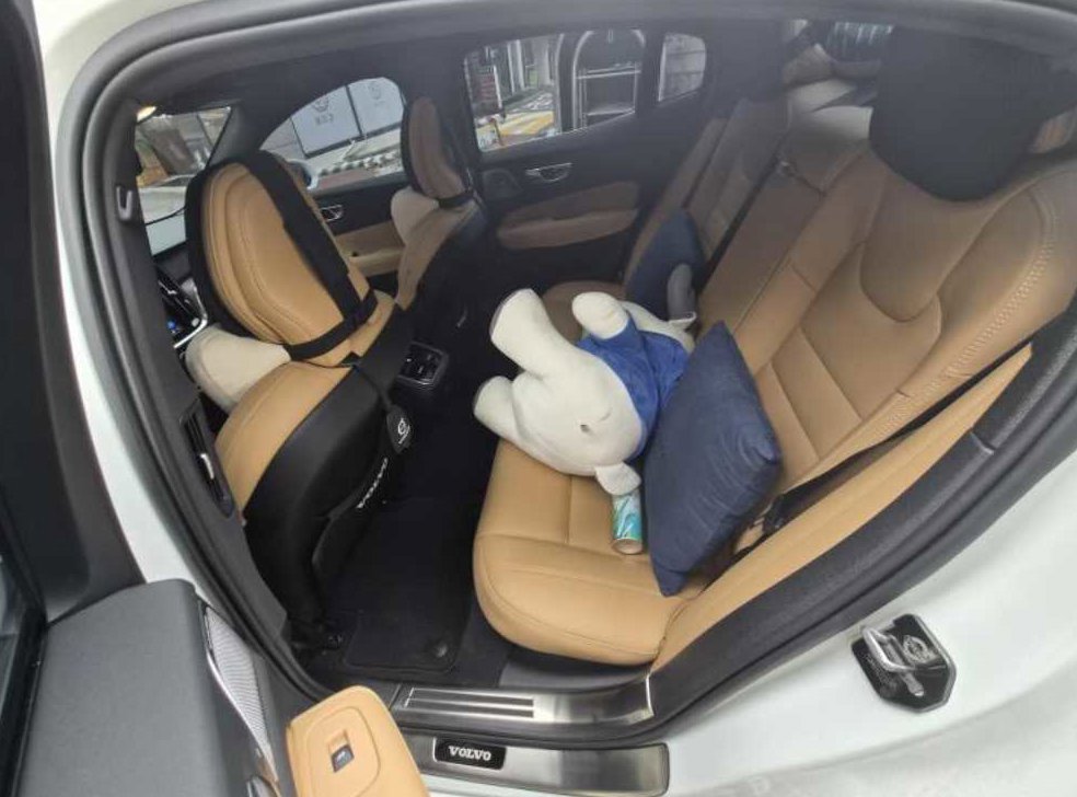 볼보 S60 B5 얼티메이트 브라이트 사진 8
