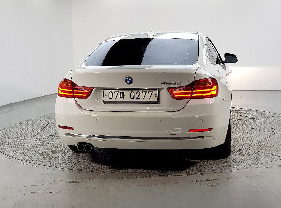 BMW 4시리즈 420d 그란쿠페 럭셔리 사진 3