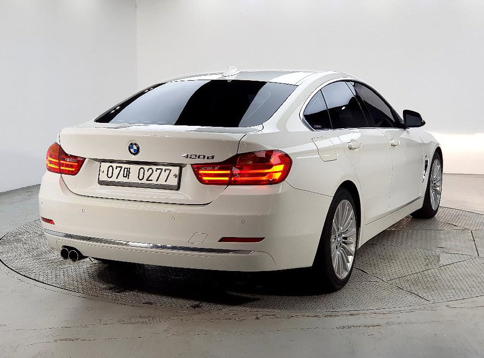 BMW 4시리즈 420d 그란쿠페 럭셔리 사진 4