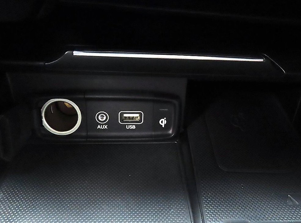 제네시스 G70 2.0T AWD 사진 14