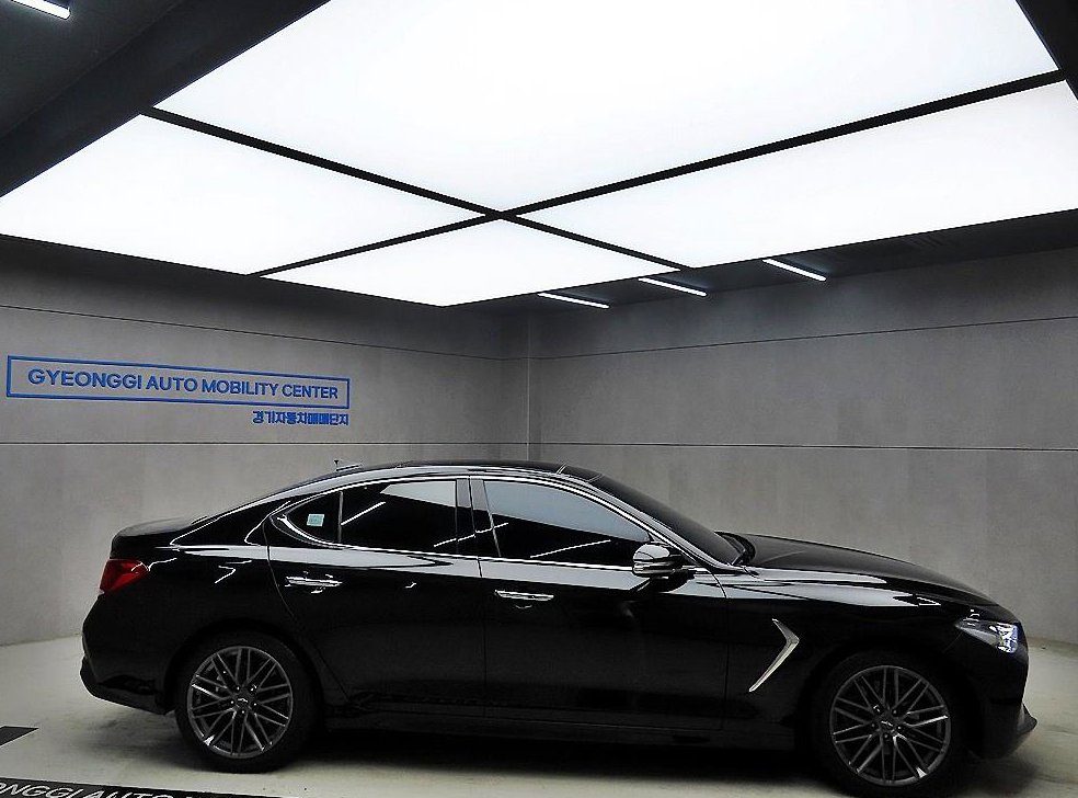 제네시스 G70 2.0T AWD 사진 2