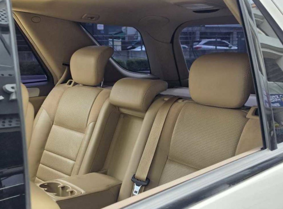 벤츠 M 클래스 ML63 AMG 사진 3