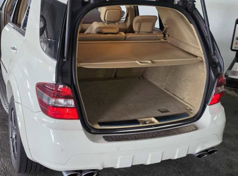 벤츠 M 클래스 ML63 AMG 사진 7