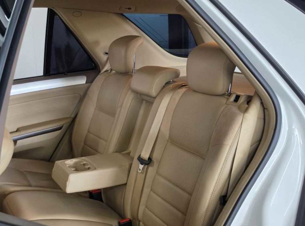 벤츠 M 클래스 ML63 AMG 사진 8