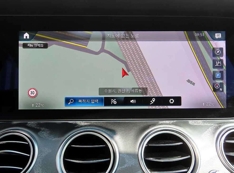 벤츠 E 클래스 E350 4MATIC 아방가르드 사진 14