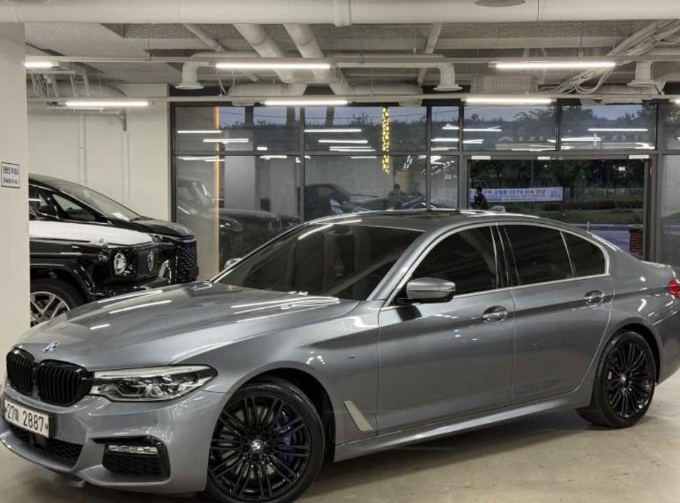 BMW 5시리즈 540i xDrive 럭셔리 플러스