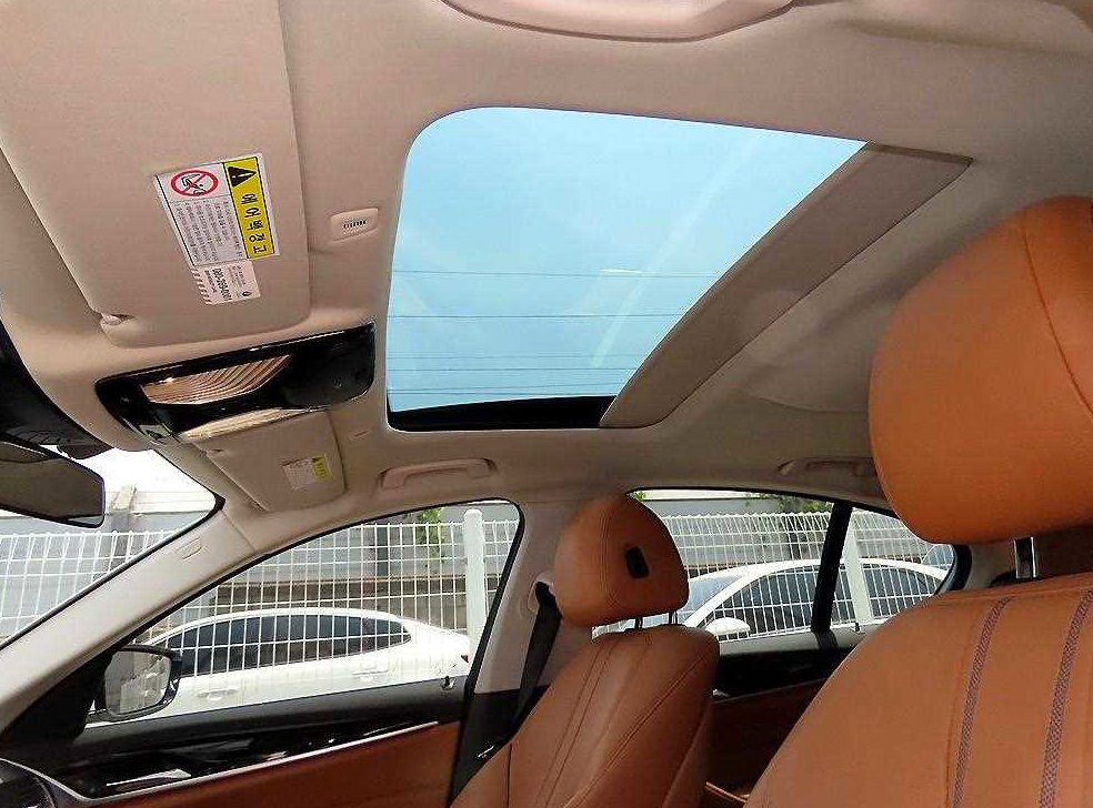 BMW 5시리즈 520d 럭셔리 스페셜 에디션 사진 16