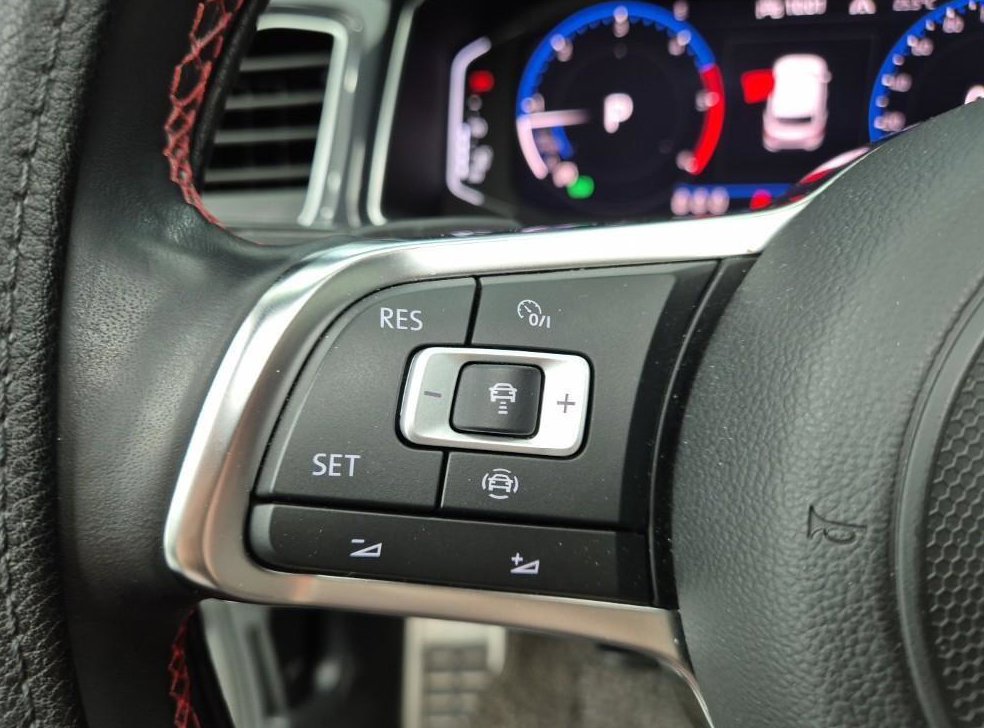 폭스바겐 티록 2.0 TDI 프레스티지 사진 16
