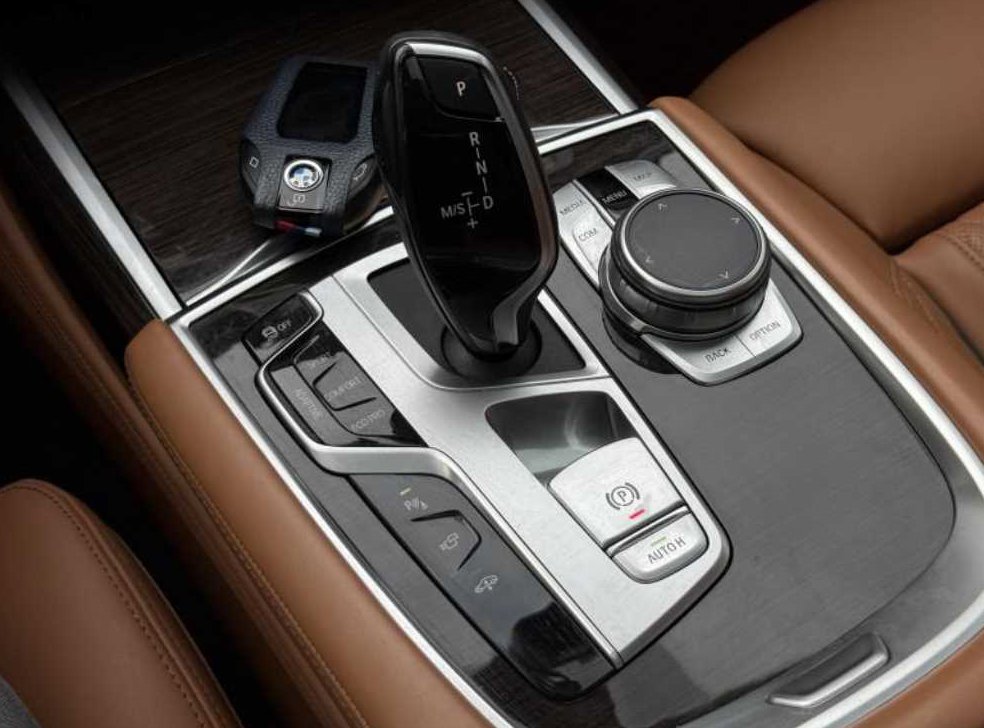 BMW 7시리즈 730d xDrive 디자인 퓨어 엑설런스 사진 13