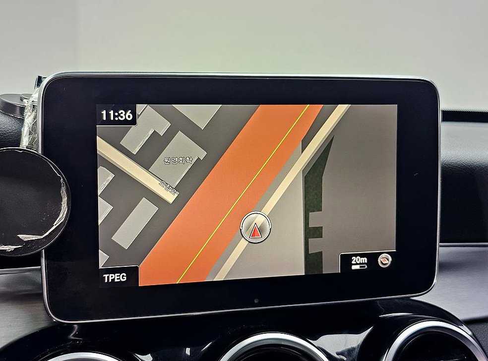 벤츠 C 클래스 C200 아방가르드 사진 13