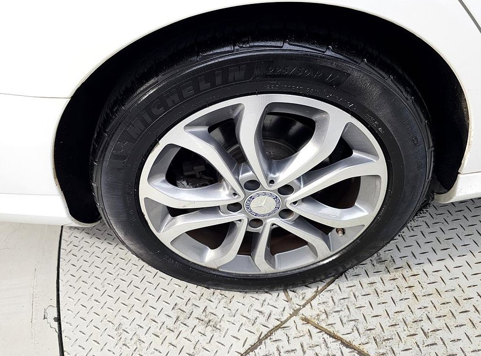 벤츠 C 클래스 C200 아방가르드 사진 20