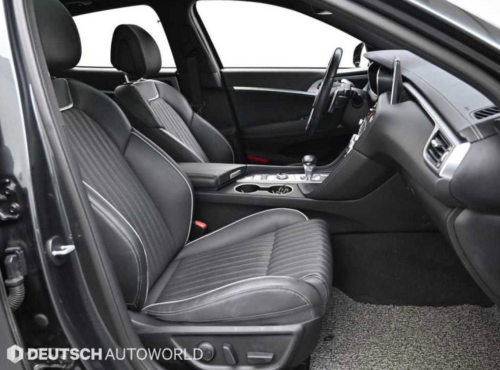 제네시스 G70 2.0T AWD 사진 10