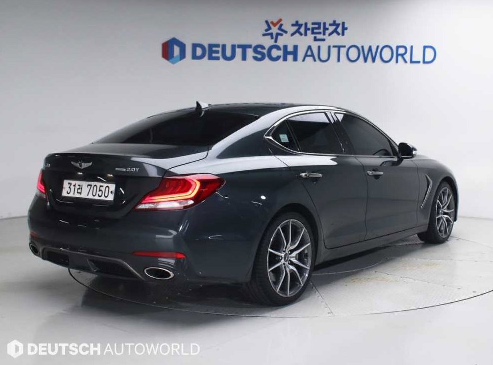 제네시스 G70 2.0T AWD 사진 2