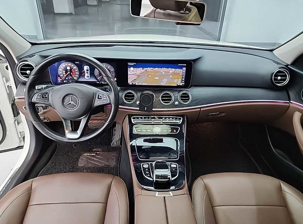 벤츠 E 클래스 E300 4MATIC 아방가르드인텔리전트드라이브 사진 7