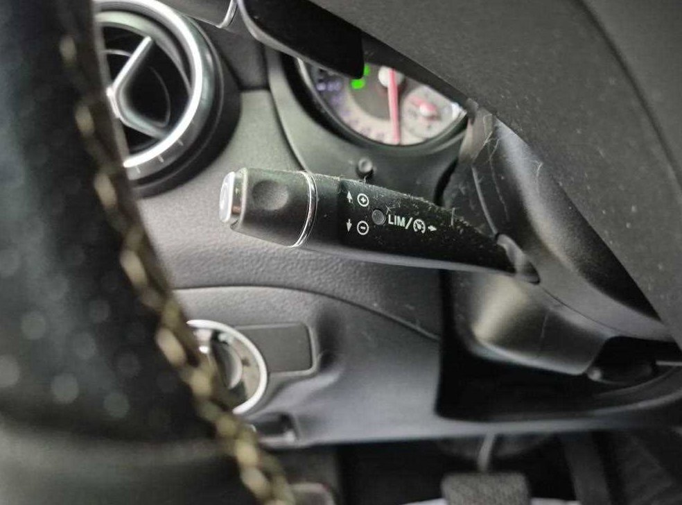 벤츠 CLA 클래스 CLA 200d 4MATIC 사진 16
