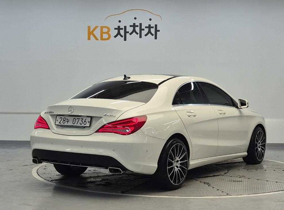 벤츠 CLA 클래스 CLA 200d 4MATIC 사진 3