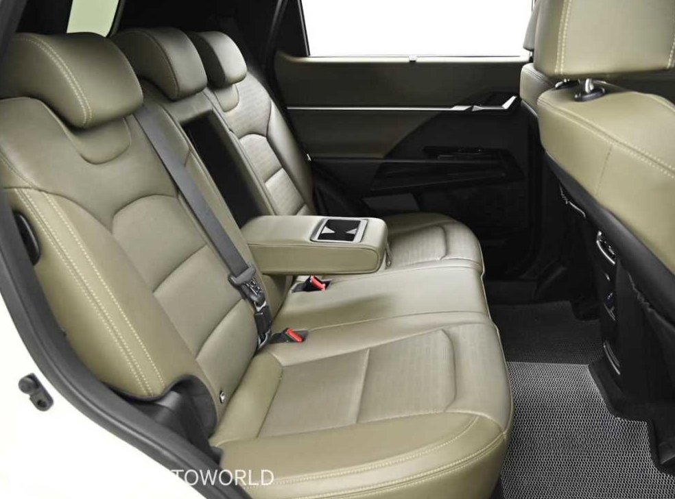 KG모빌리티(쌍용)  토레스 1.5 GDI-T 4WD 사진 12