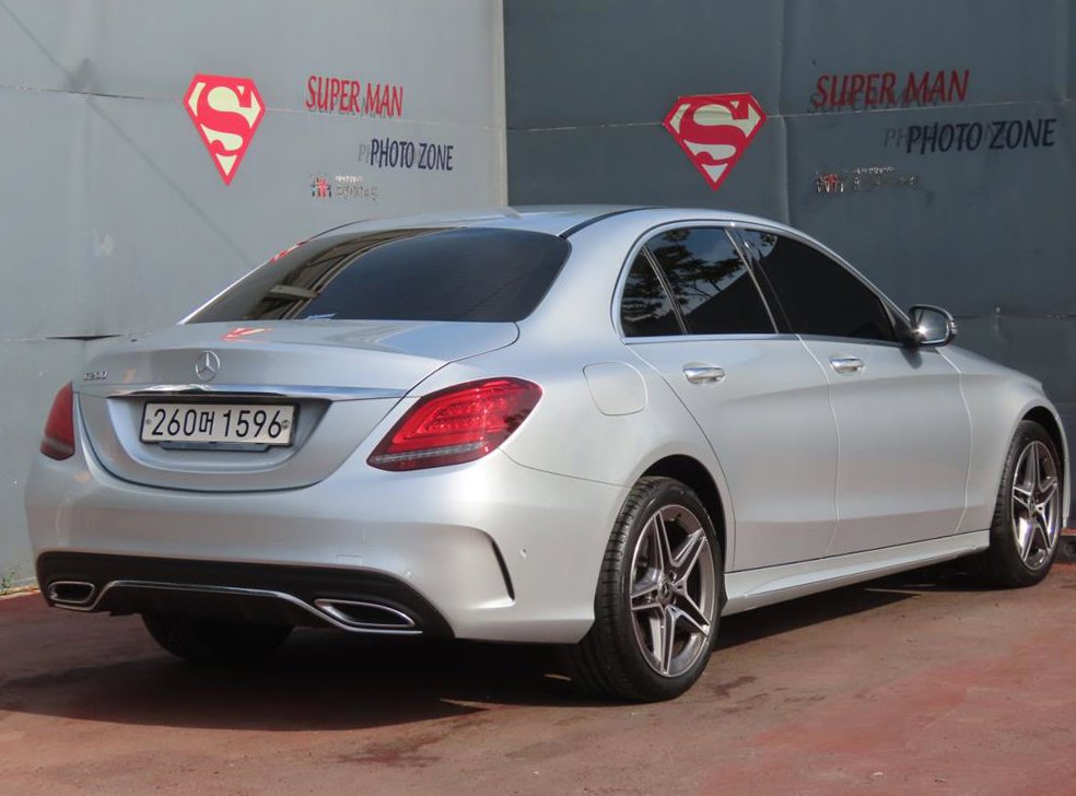 벤츠 C 클래스 C200 AMG LINE 사진 3